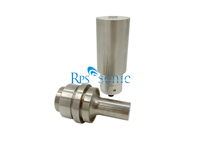 Trasduttore per saldatura ad ultrasuoni Rinco C20 con Booster 