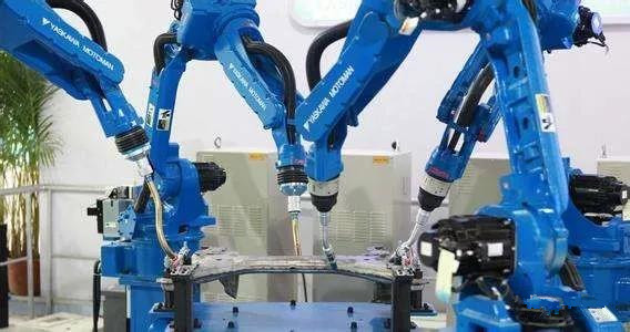 Come viene applicata la saldatura automatica a ultrasuoni nell'industria moderna? 