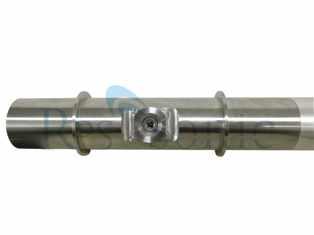 Ultrazvukov&eacute; tažen&iacute; dr&aacute;tu Proces tažen&iacute; dr&aacute;tu s axi&aacute;ln&iacute;mi ultrazvukov&yacute;mi vibracemi