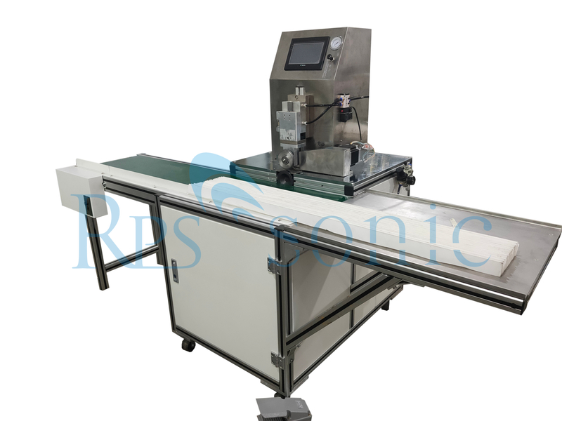 Ultraschall-Rotationsschwei&szlig;maschine zum kontinuierlichen Schwei&szlig;en von Filterelementen