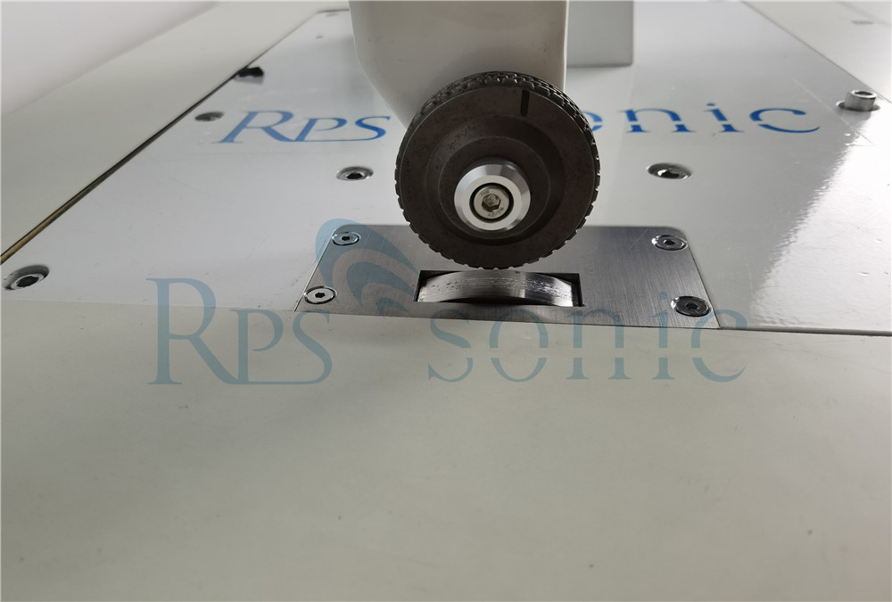 20Khz Textile Ultrasonic Welding Machine with Continuous Welding Force Monitoring 