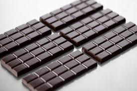 Technologie de d&eacute;coupe de chocolat par ultrasons