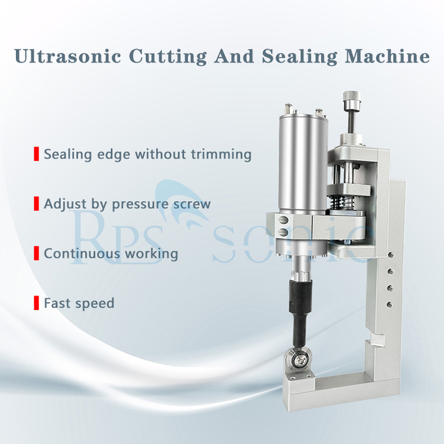 Machine de scellage et de d&eacute;coupe par ultrasons avec Machine de refendage &agrave; roue &agrave; rouleaux pour le soudage et la d&eacute;coupe de tissus